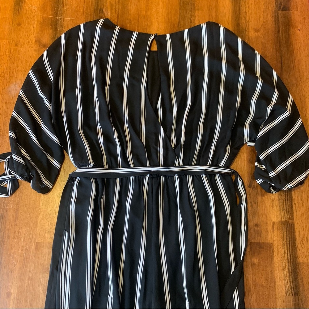 Luxology Jumpsuit 10 Black and White Striped Belt Tie Sleeves Wide leg pants - Picture 9 of 12